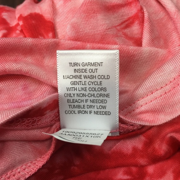 World Unity Short Sleeve Top - Picture 6 of 6